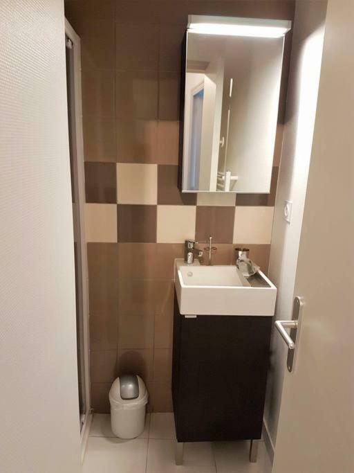 Tres Bel Appartement Centre Vitre Luaran gambar